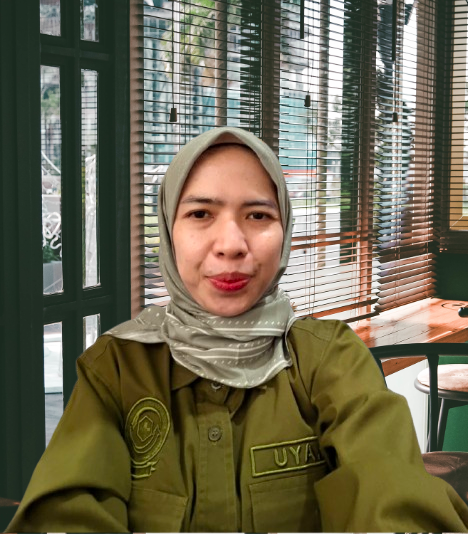 dr. Falenshia Wahyuni, M.K.M.